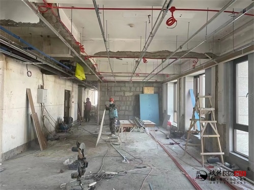 乌海装修公司|乌海中财大厦办公室装修项目工地在建实拍